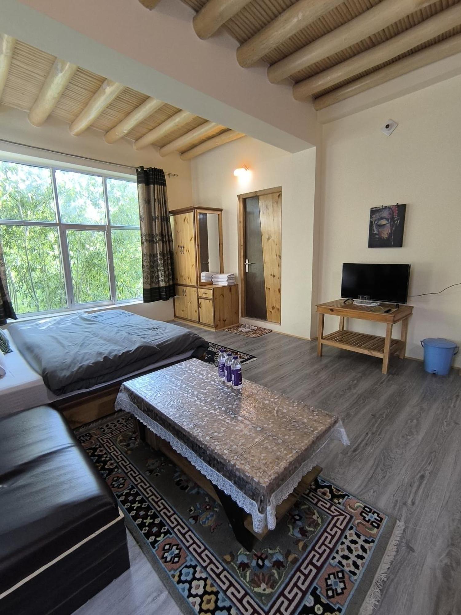 Hidden Leaf Homestay Leh Room photo